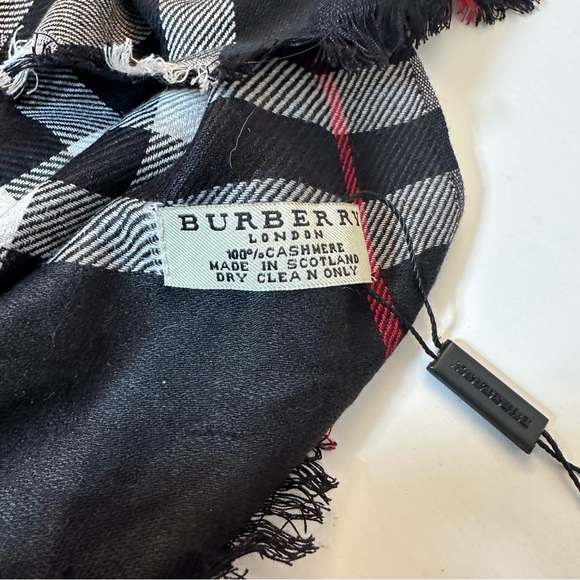 Burberry Accessories Nwt Burberry Cashmere Scarf Raspberry Sorbet